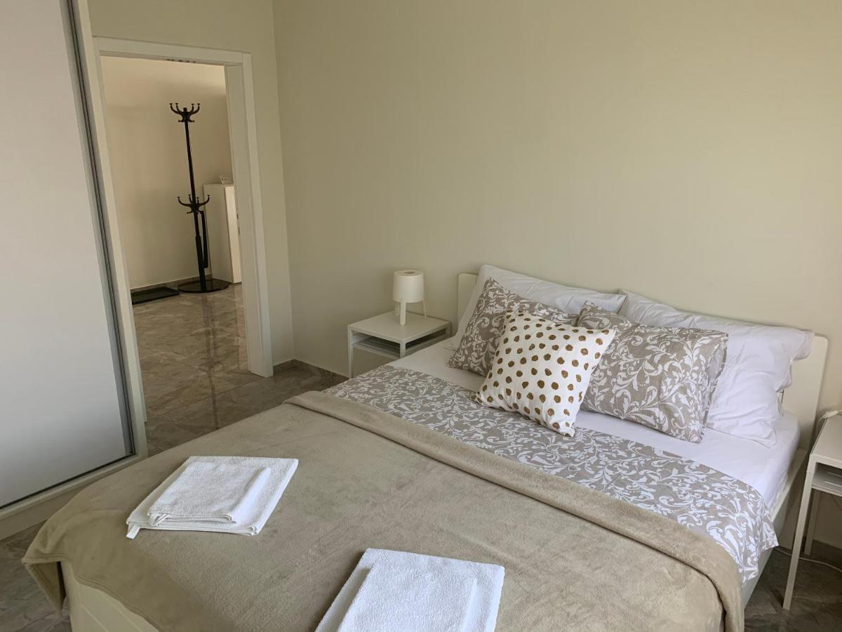 Lux House Olga Apartment Ruma Luaran gambar