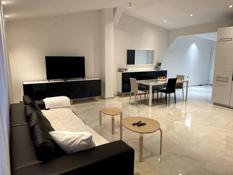 Lux House Olga Apartment Ruma Luaran gambar