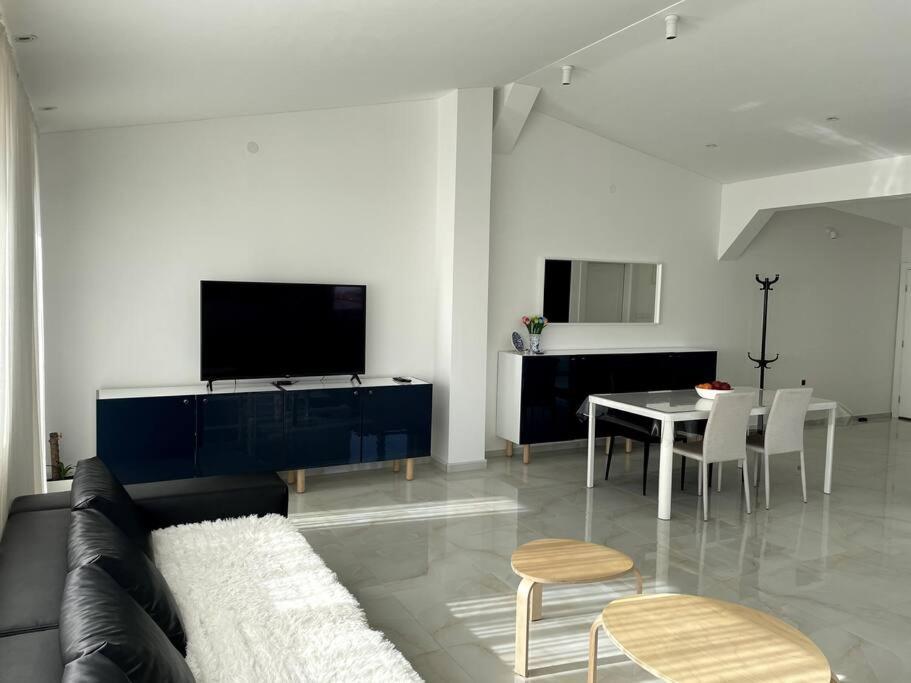 Lux House Olga Apartment Ruma Bilik gambar