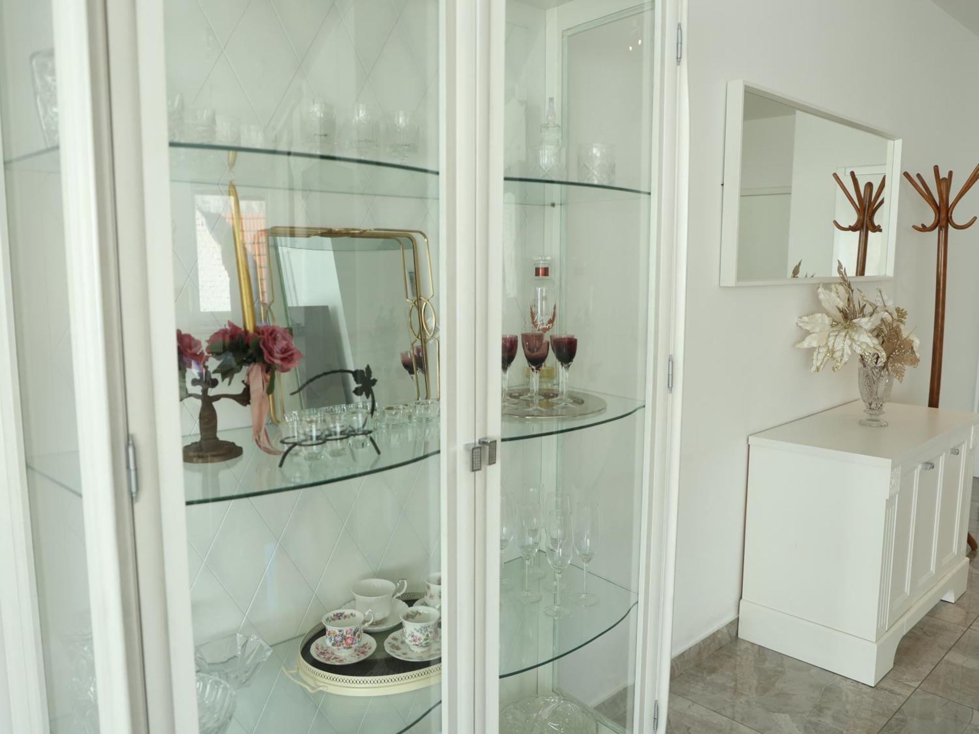 Lux House Olga Apartment Ruma Luaran gambar