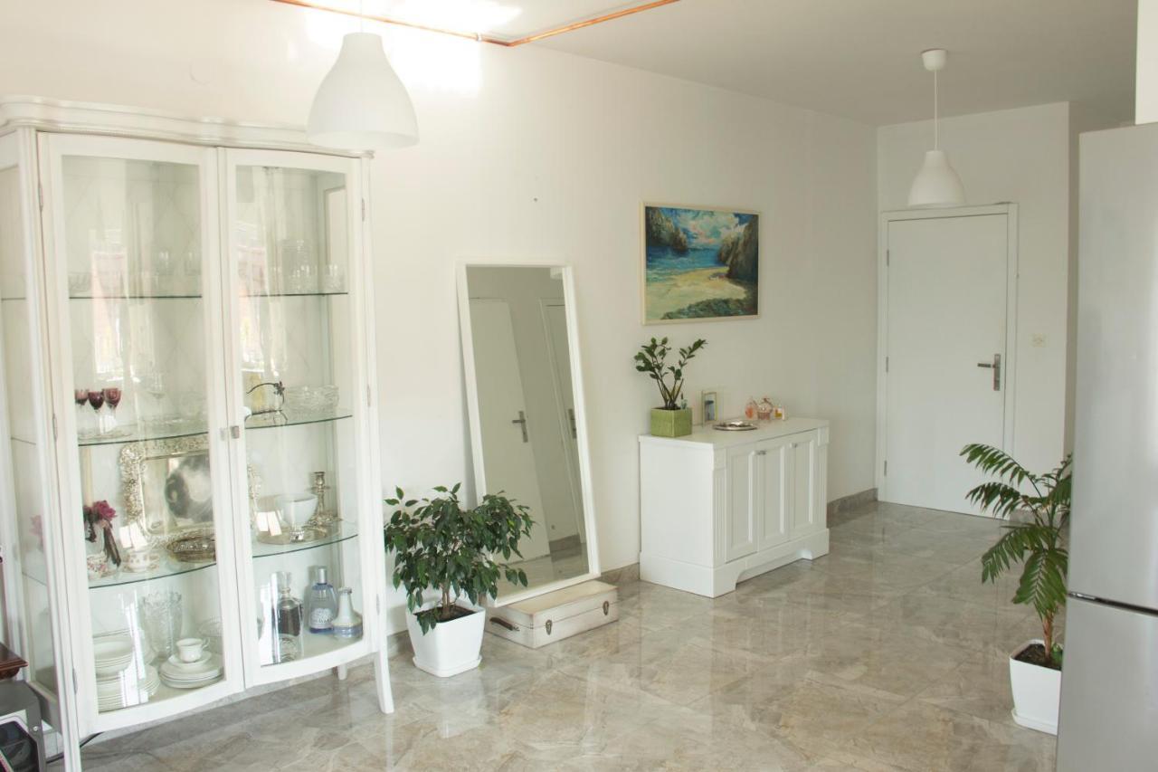 Lux House Olga Apartment Ruma Luaran gambar
